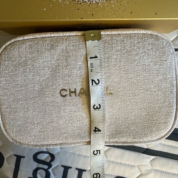 Chanel gift set - Picture 6 of 8